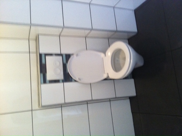 Pr.2 Toilet